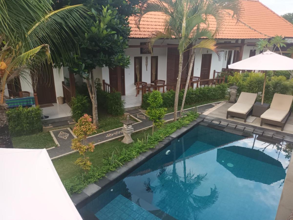 Isola D'Oro Lembongan Bed and Breakfast Nusa Lembongan Exteriör bild