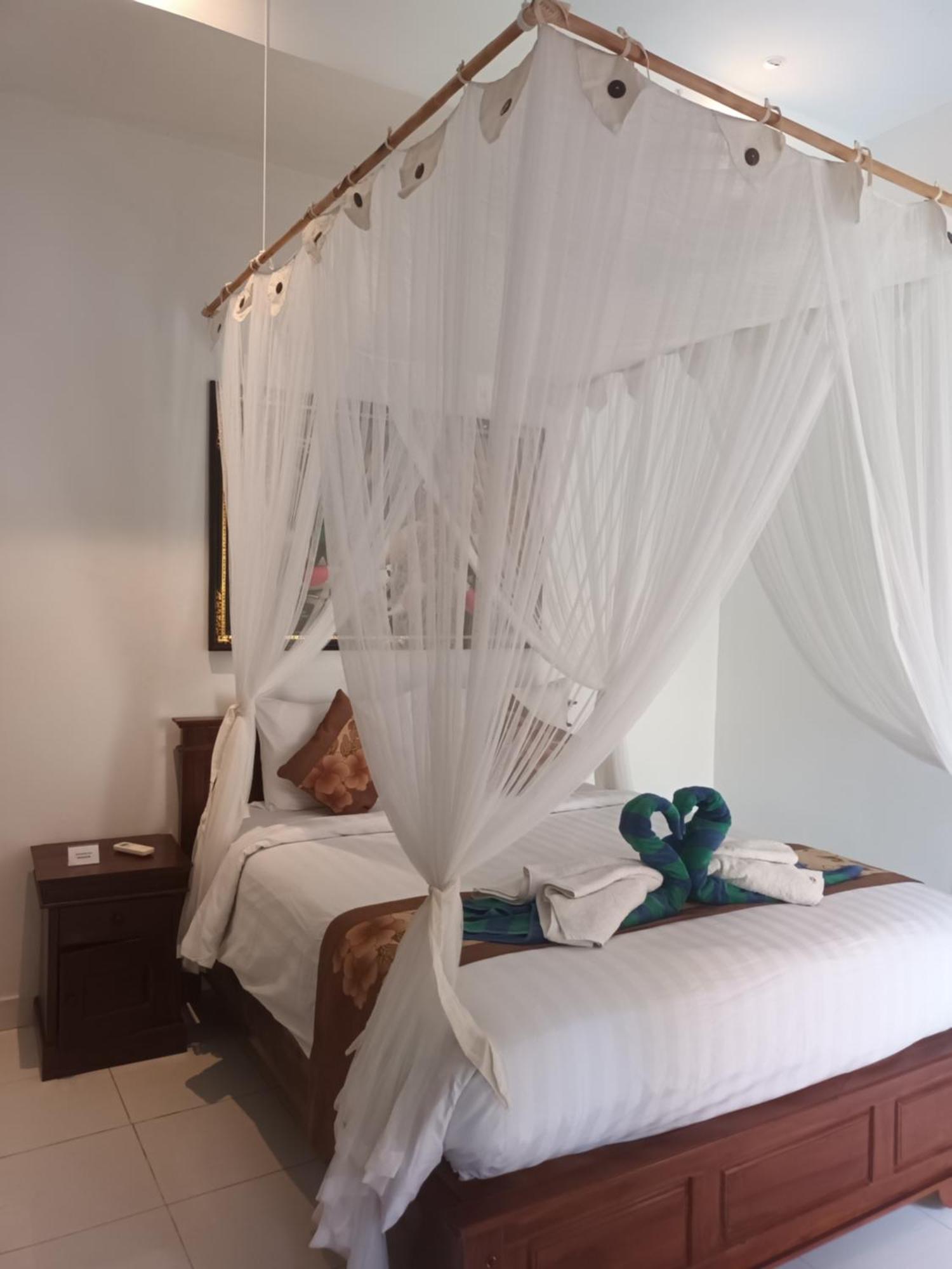 Isola D'Oro Lembongan Bed and Breakfast Nusa Lembongan Exteriör bild