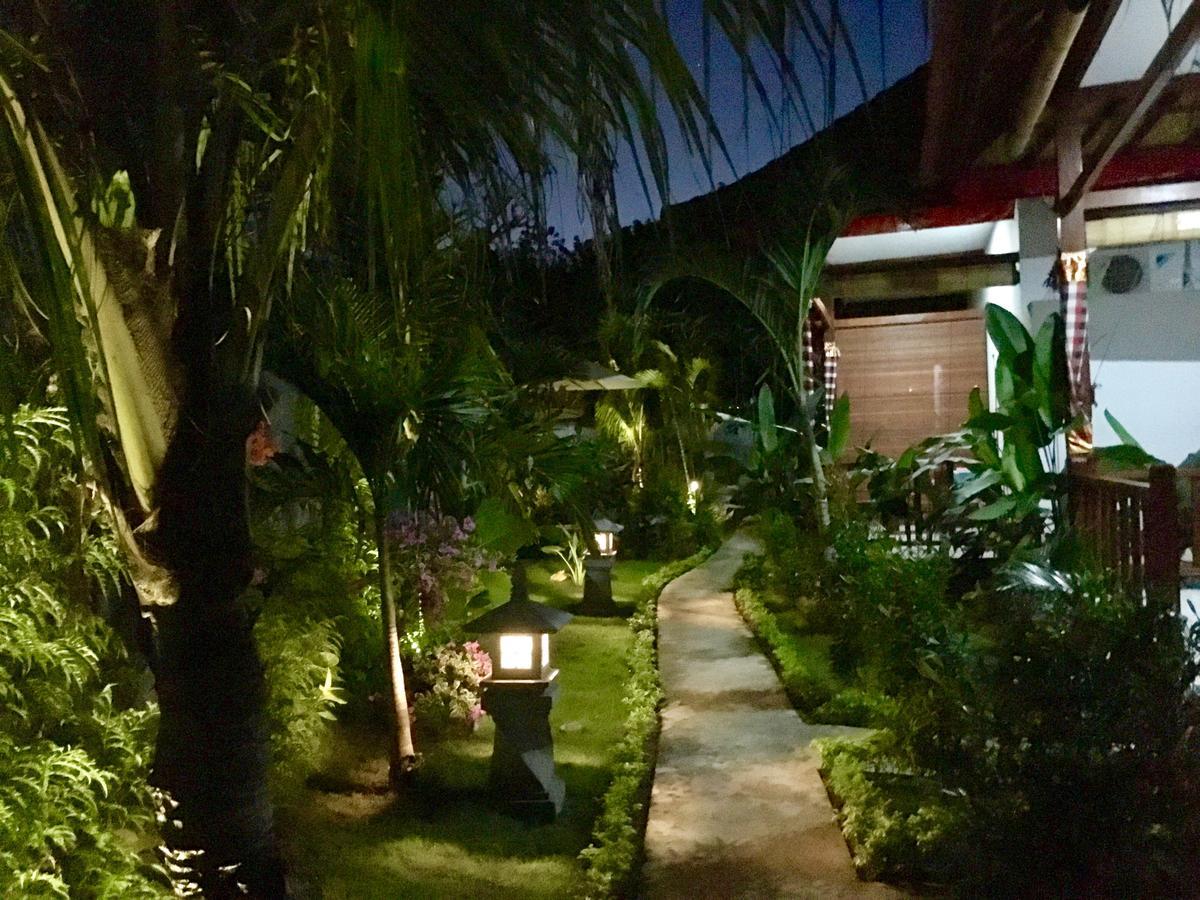 Isola D'Oro Lembongan Bed and Breakfast Nusa Lembongan Exteriör bild